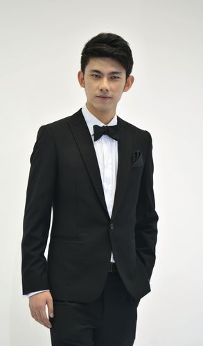 王成伟灯光与音效负责人